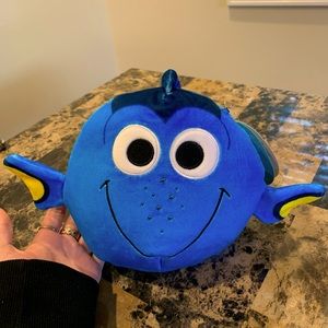 Dory Squishmallow💙